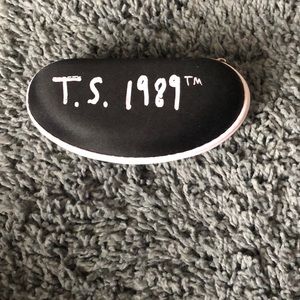 Taylor Swift Sunglasses ( With Case )